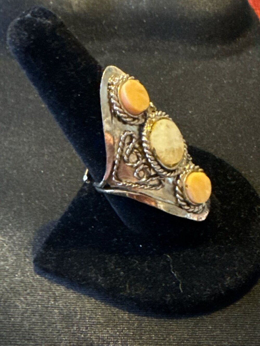 Vintage Silver-Tone Tribal Ring With Three Stone Accents - Orange & White Oval D